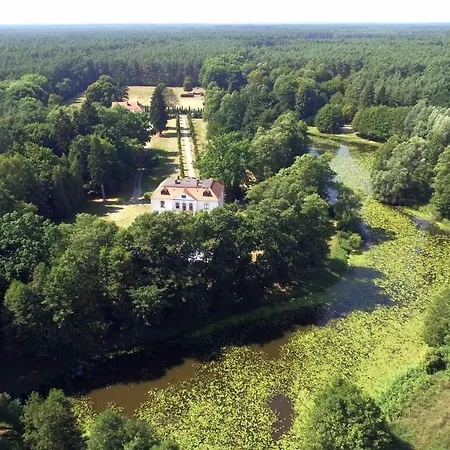 Rezort Palacyk Lakomin