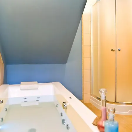 Palacyk Lakomin * Lubiszyn